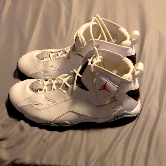 Jordan size 11 - Picture 1 of 4